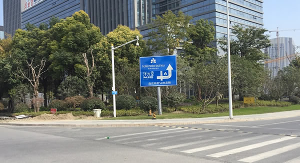 洋光里全球購(gòu)樓頂墻體發(fā)光字精神堡壘標(biāo)識(shí)牌制作安裝 洋光里全球購(gòu)樓頂墻體發(fā)光字精神堡壘標(biāo)識(shí)牌制作安裝